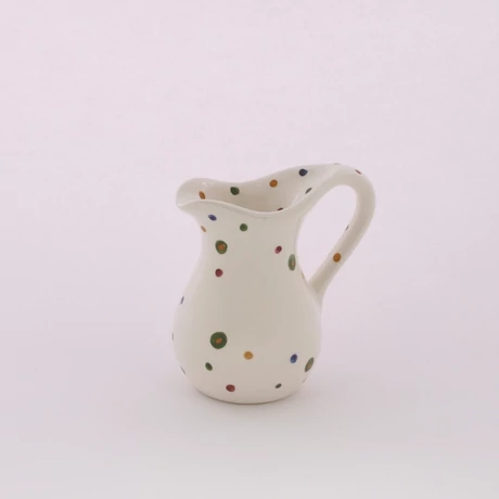 Tejkiöntő pöttyös